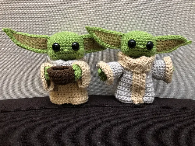 Free Baby Yoda crochet patterns