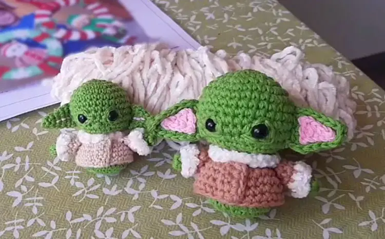 Free Baby Yoda crochet patterns